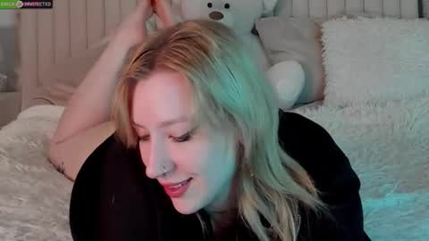 RachelCart online show from December 5, 3:39 am