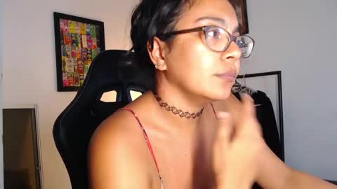 rachell_420 online show from February 15, 10:53 pm