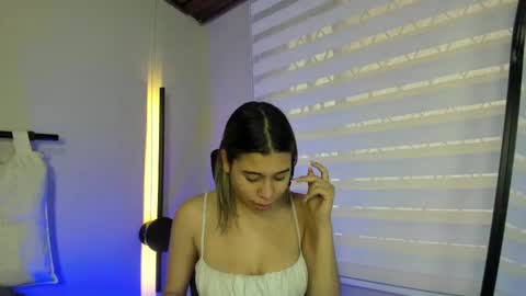 Rachell online show from September 18, 1:53 pm