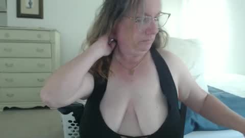 rachelplays online show from May 15, 6:43 pm