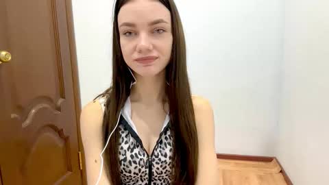 Snapshot of rachelpoisso chatting on October 21, 1:59 pm Rachel online show from October 21, 1:59 pm