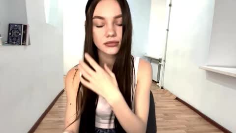 Snapshot of rachelpoisso chatting on October 18, 1:47 pm Rachel online show from October 18, 1:47 pm