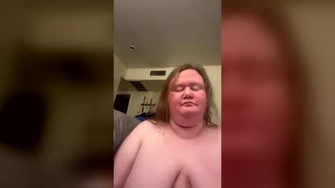 rachelredbbw online show from June 23, 2:31 am