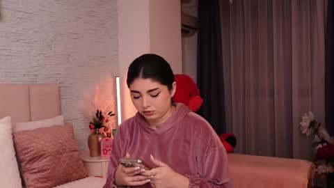 RachelSwaan online show from January 11, 4:59 am