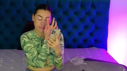 sweet peach online show from November 14, 7:41 am