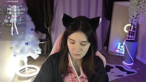 Betty  online show from January 3, 4:11 am