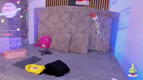  Welcome to my room  online show from November 22, 8:11 pm