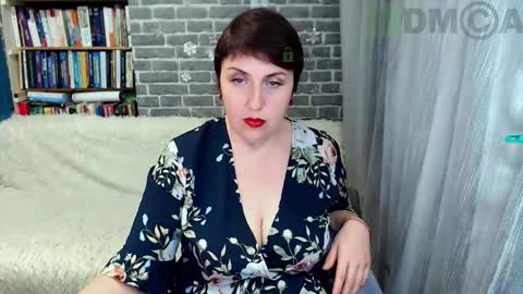 rainbowladyy online show from January 11, 2:00 pm