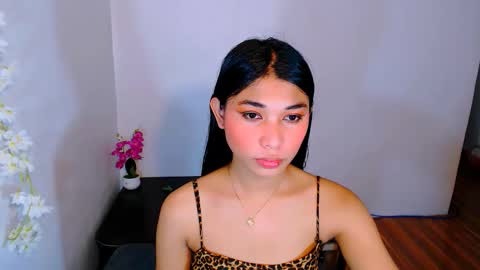 raindrizzle1706 online show from November 21, 6:59 am