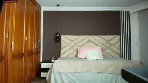 Raquel online show from March 7, 11:40 am