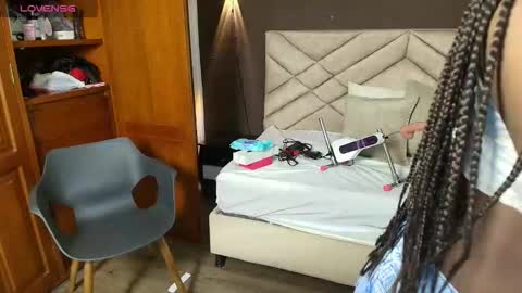 Raquel online show from October 15, 7:27 pm