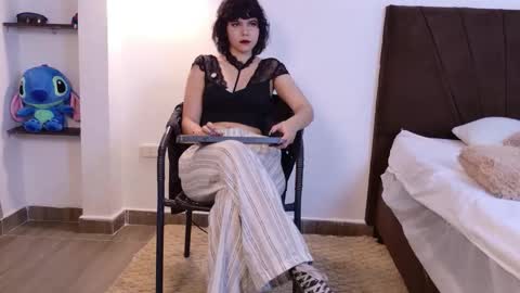   online show from March 24, 1:16 pm