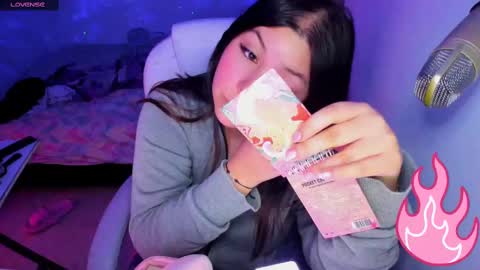 Raven online show from March 5, 12:00 pm