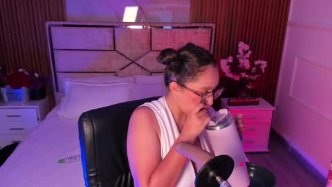 Raven Crux online show from April 18, 11:56 am