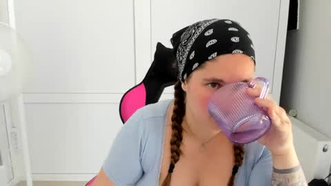 Raven online show from July 15, 12:21 pm