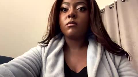 raventhebigbodybitch online show from January 27, 2:20 am