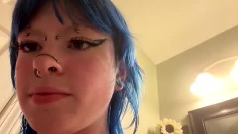 Ravynn 3 online show from November 13, 3:33 pm