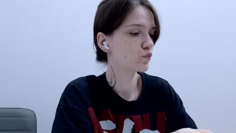 Ray-Ray online show from February 15, 11:53 am