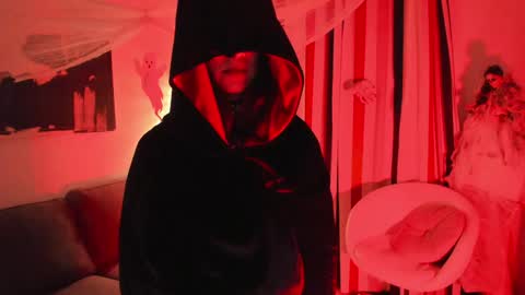 Raychell Black  online show from October 31, 5:06 pm