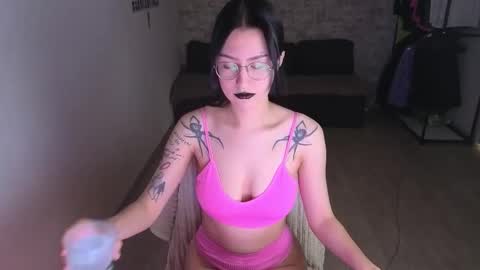Snapshot of raylsjulie chatting on October 21, 6:28 am see u next time 0300 UTC 0 online show from October 21, 6:28 am