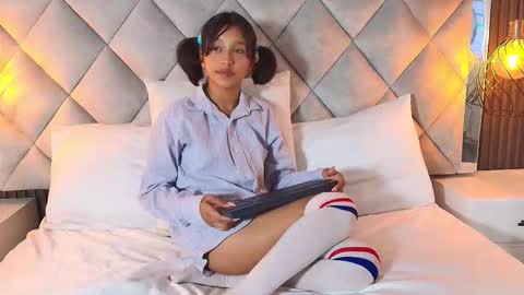 DONCELLA online show from February 10, 8:23 pm