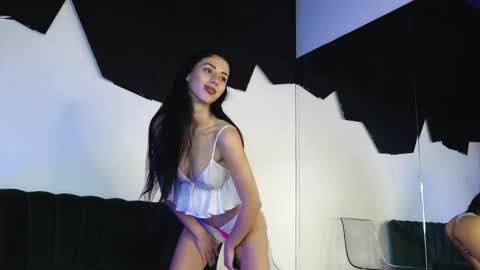 rebbeccaray online show from November 22, 9:17 pm