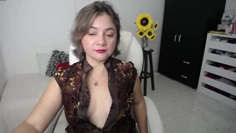 REBECA online show from March 8, 3:00 pm