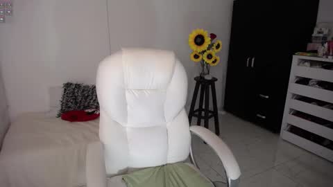 REBECA online show from March 9, 1:04 am