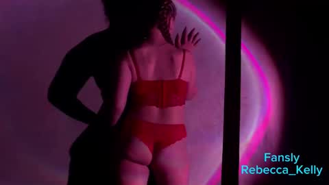 rebecca_____ online show from October 20, 1:52 am