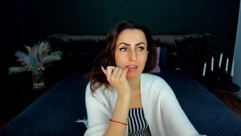 rebecca_diamonds online show from February 13, 7:32 am