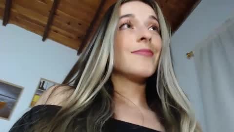 Snapshot of rebecca_johonsonn chatting on January 26, 12:16 am Becca Johnsoon online show from January 26, 12:16 am