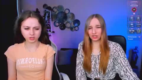 rebecca_smile_ online show from March 13, 1:34 pm