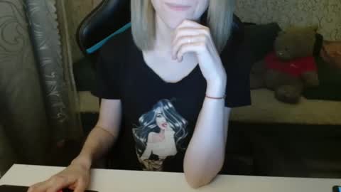 RebesaOlset online show from December 5, 3:24 pm