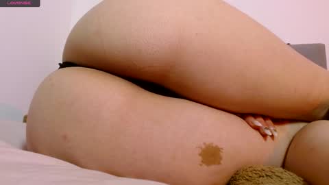 IG   OF red moonn online show from December 27, 12:12 pm