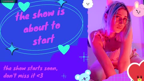 IG   OF red moonn online show from January 15, 10:38 am