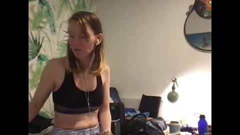 Redfox online show from December 3, 2:52 pm