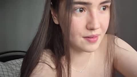 redginbluebersky online show from April 20, 9:23 am