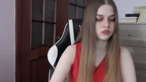 Lily online show from February 6, 3:54 am