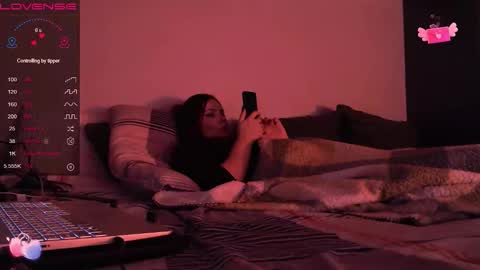 Snapshot of redyari chatting on October 13, 1:41 am Red online show from October 13, 1:41 am