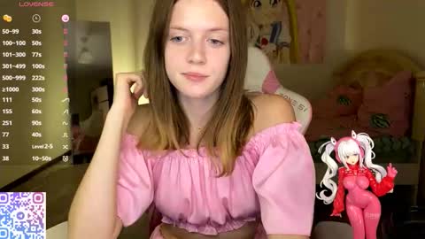 Lucy online show from October 19, 3:47 pm