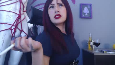 Regina online show from April 18, 9:48 pm