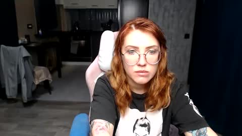 Regina online show from October 14, 12:24 am