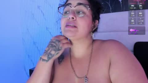 reginavegaa online show from January 9, 6:01 pm