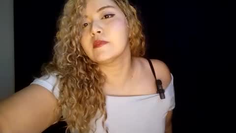 Tania Nixx online show from February 2, 6:26 am