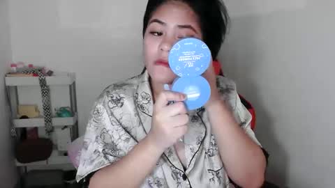 reign2525 online show from November 22, 11:46 am