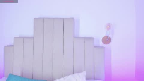 Reika  online show from November 2, 1:58 pm