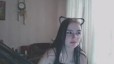 Renata online show from March 6, 1:57 pm