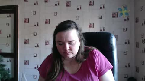 renataoia online show from February 11, 11:31 am