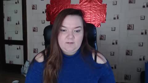 renataoia online show from September 25, 3:33 pm