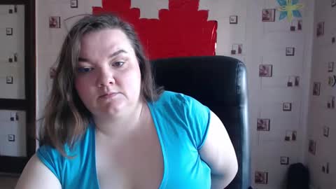 renataoia online show from February 28, 11:03 am